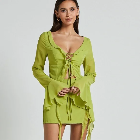 SHOWPO SET - Picture 3 of 13